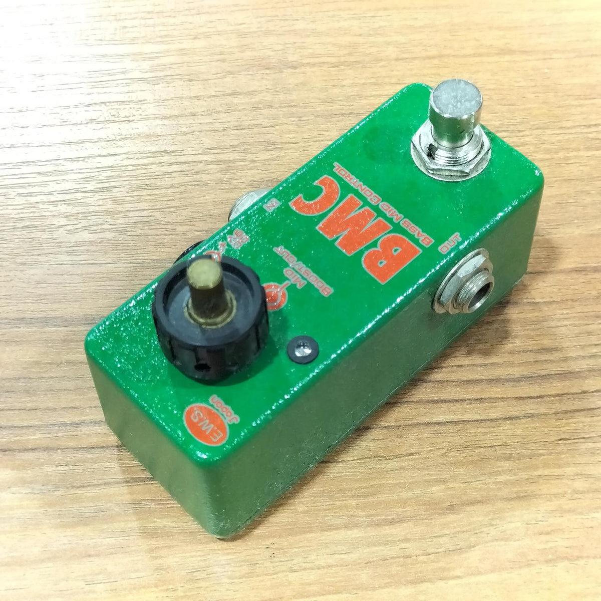 EWS Effects pedal: BASS MID CONTROL