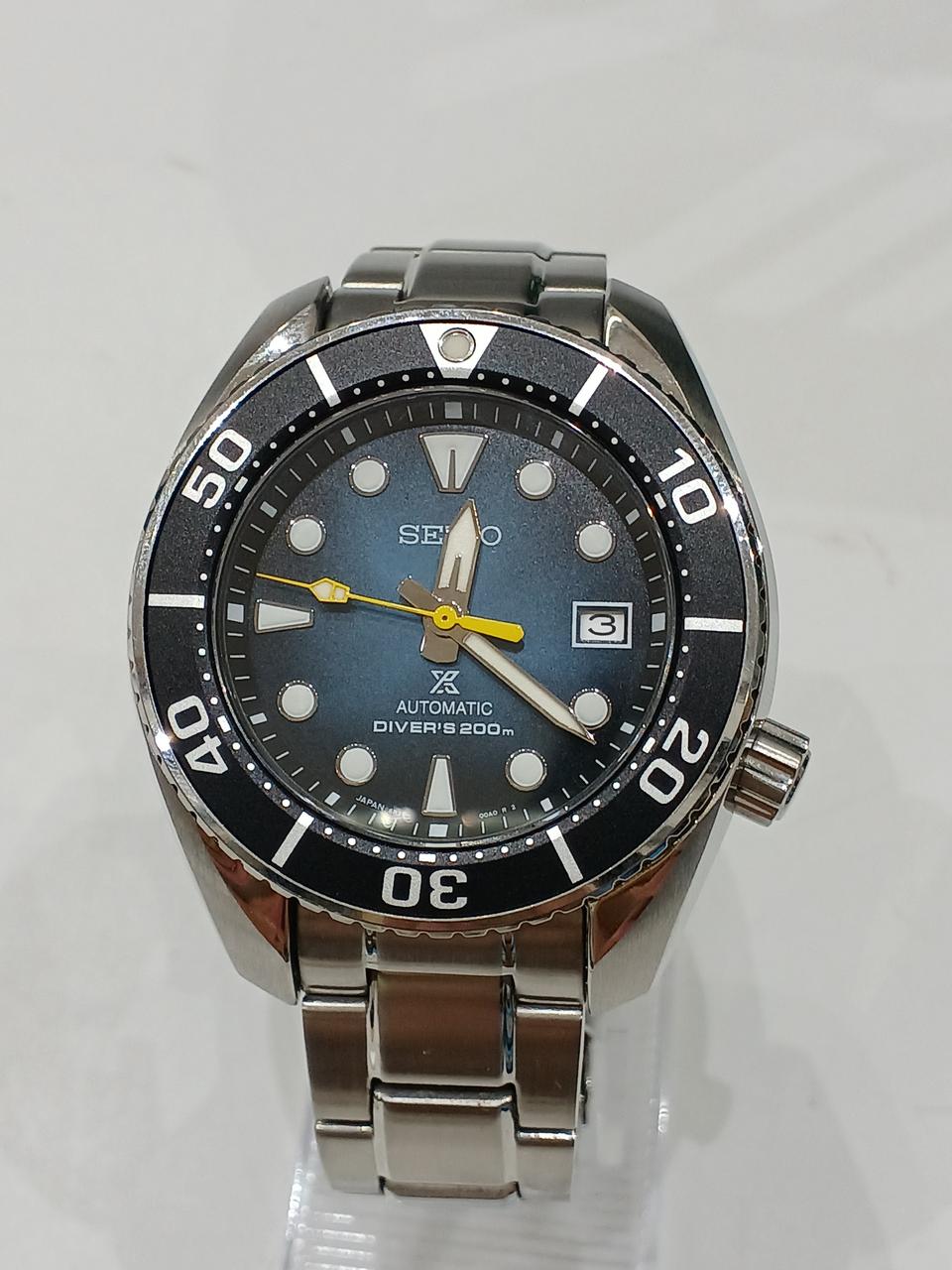 SEIKO Watch 6R15-00E1