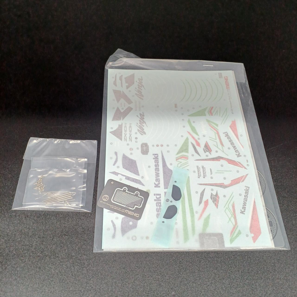 MENG 1/9 Scale Bike KAWASAKI NINJA ZX-10R