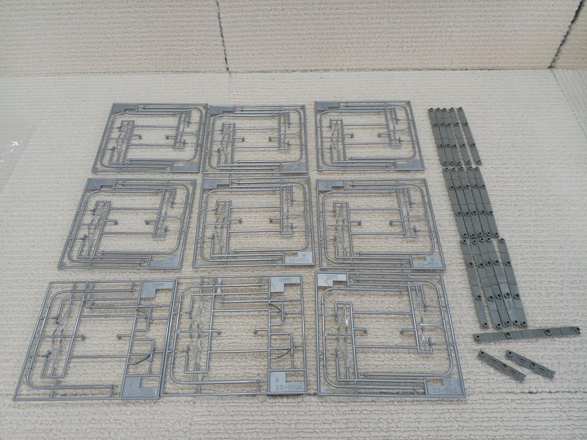 KATO N Gauge E5 Series Shinkansen Hayabusa E6 Series Shinkansen Komachi Double Track Starter Set