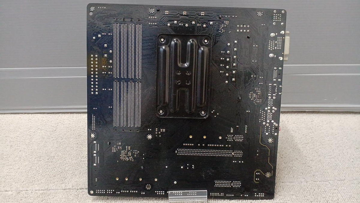 ASROCK Motherboard: B450M PRO4