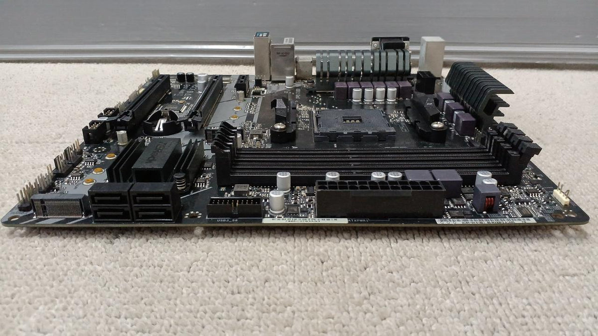 ASROCK Motherboard: B450M PRO4