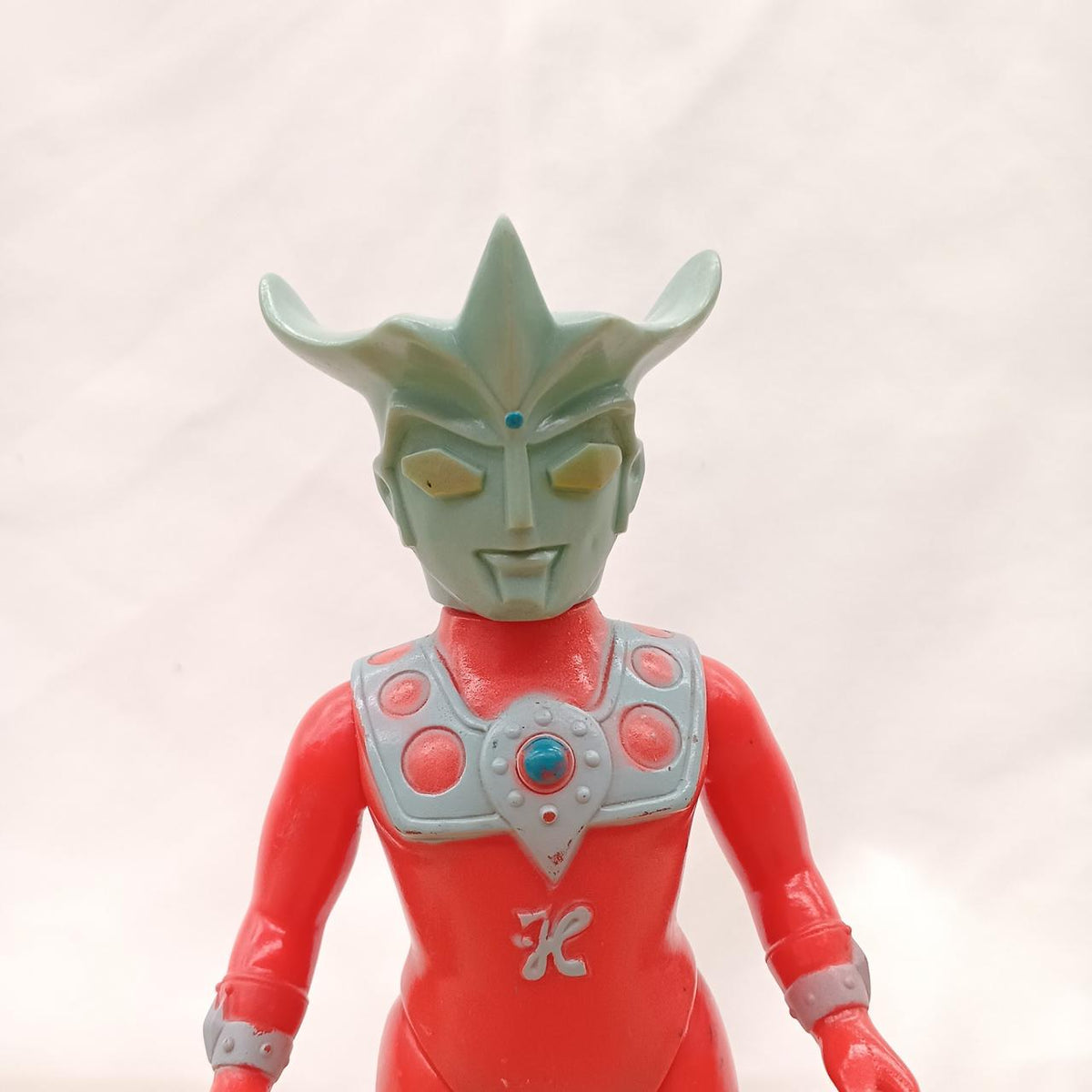 Burmak Special Investigation Sofubi Ultraman Leo