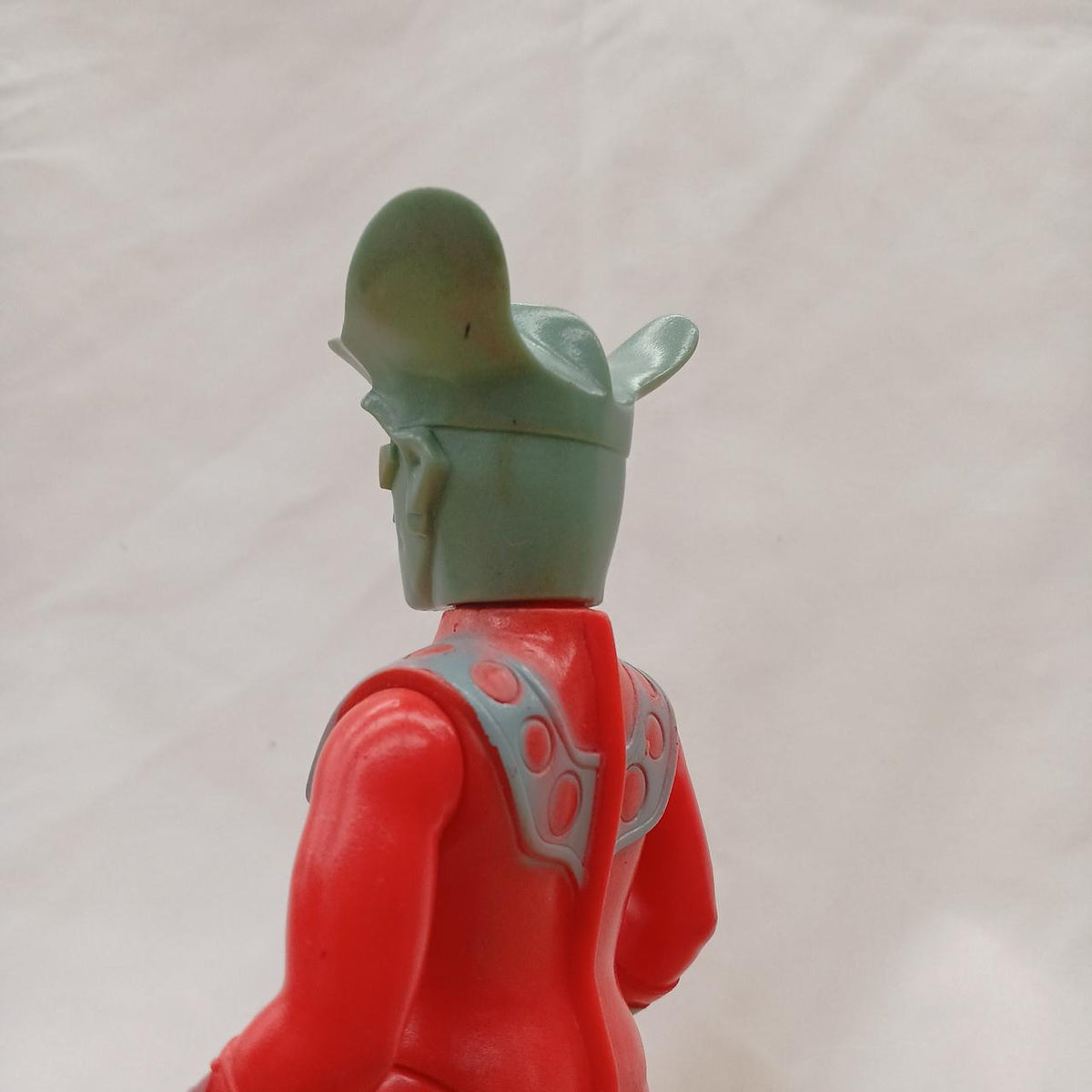 Burmak Special Investigation Sofubi Ultraman Leo