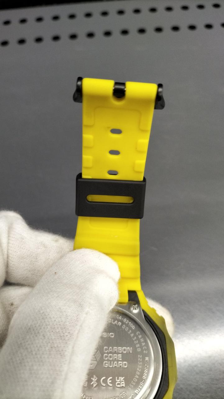 CASIO G-SHOCK GA-B2100