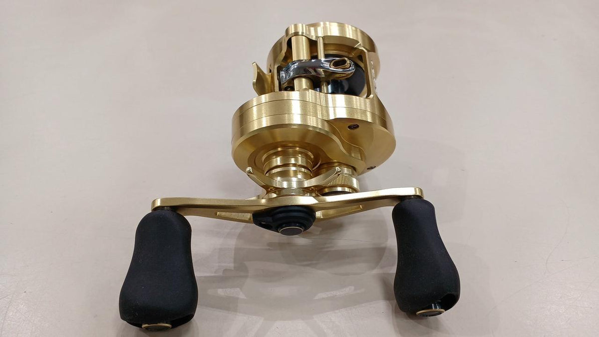 SHIMANO Baitcasting Reel CALCUTTA CONQUEST 201XG