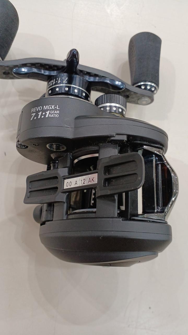ABUGARCIA Baitcasting Reel REVO MGX-L