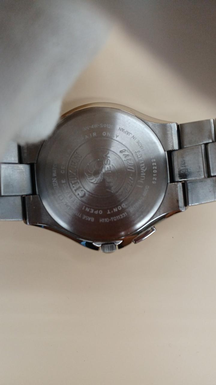 CITIZEN Analog Solar Radio Wave H110-T011331