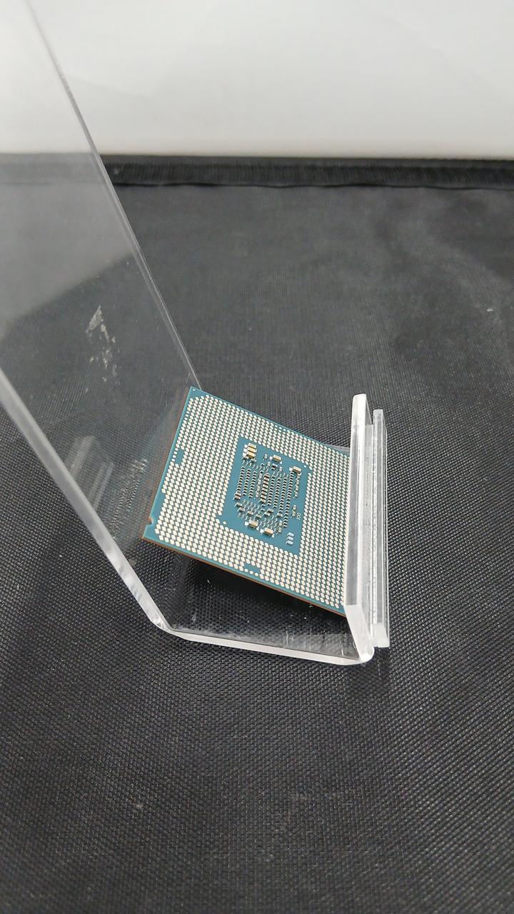 INTEL CPU I7-7700K　SR33A　4.20GHZ