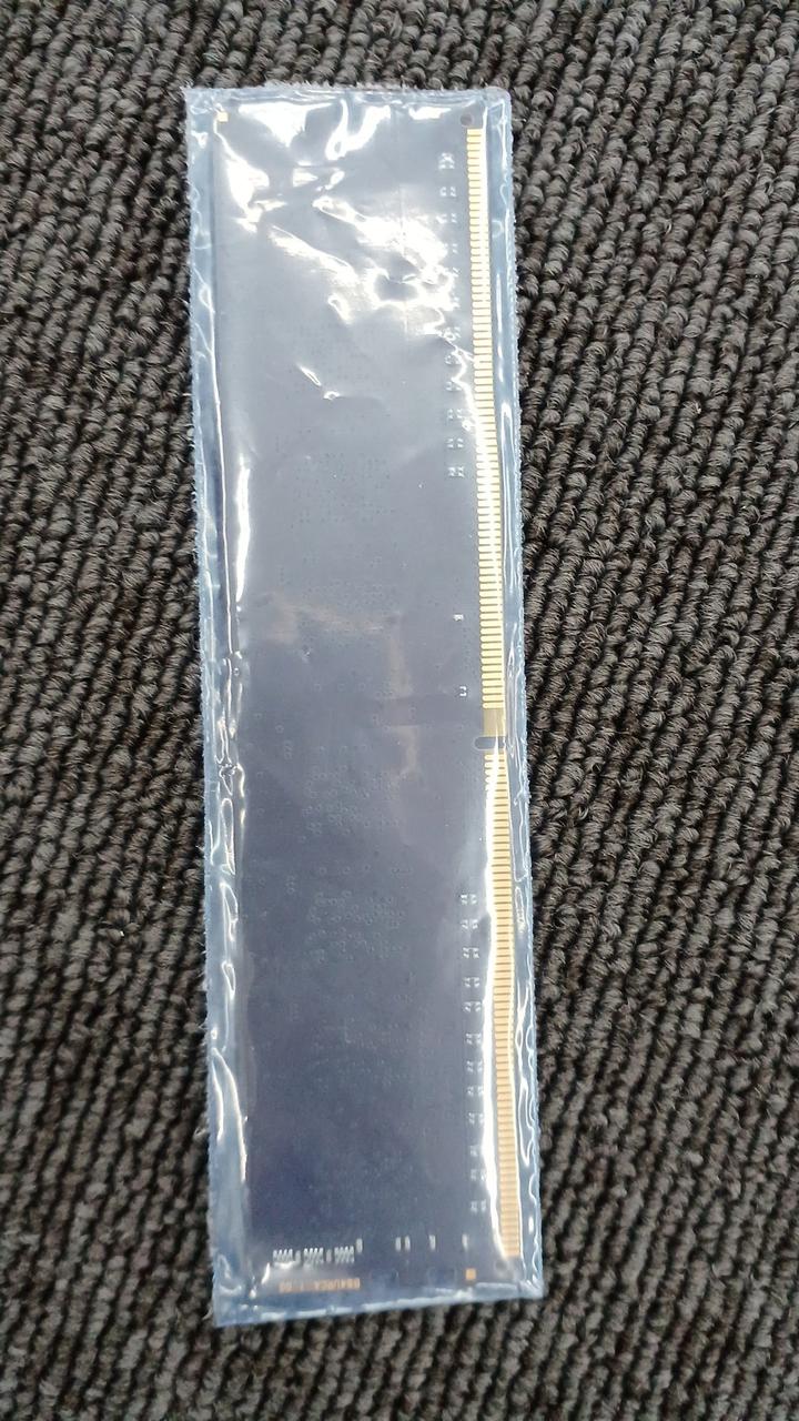 G.SKILL DDR4 Desktop Memory F4-2666C19D-16GNT