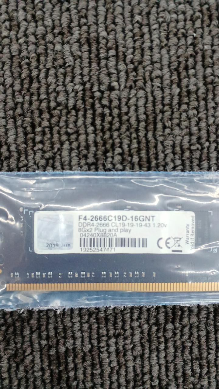 G.SKILL DDR4 Desktop Memory F4-2666C19D-16GNT