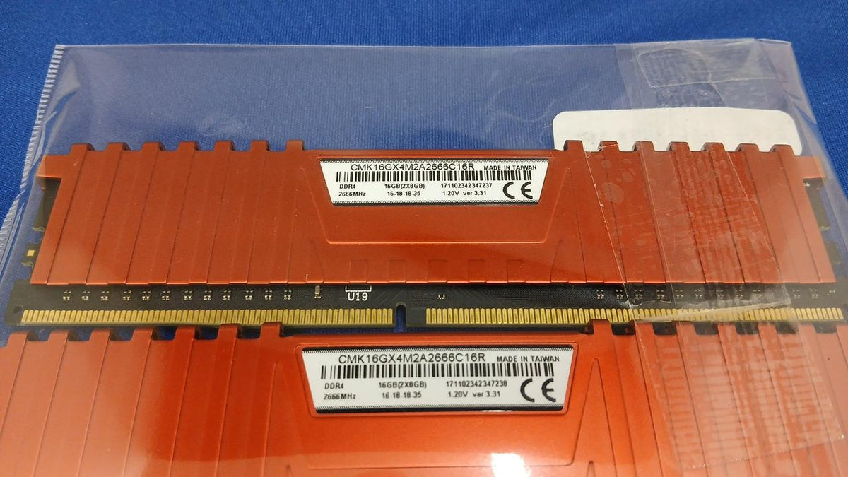 CORSAIR DDR4 Memory CMK16GX4M2A2666C16R
