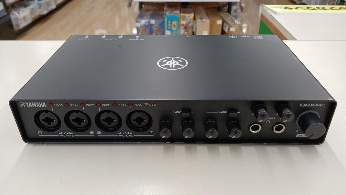 YAMAHA Audio Interface: URX44C