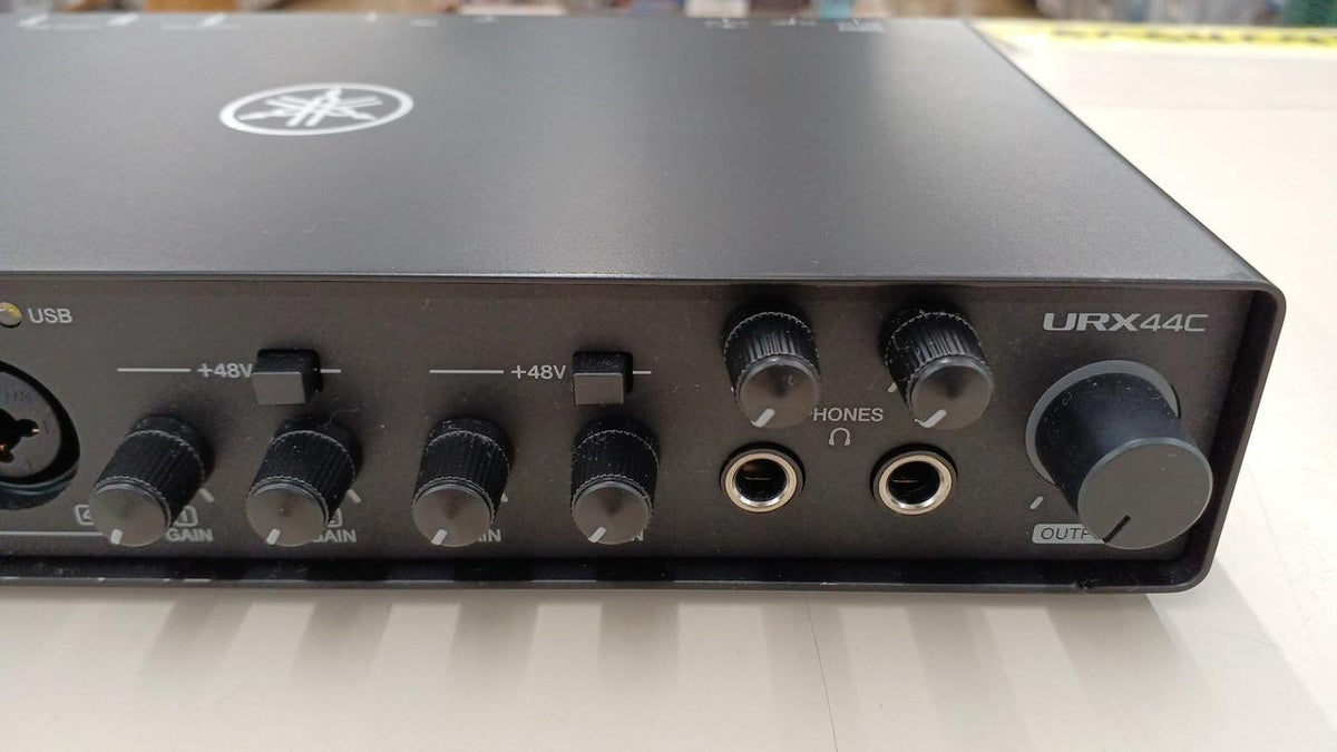 YAMAHA Audio Interface: URX44C