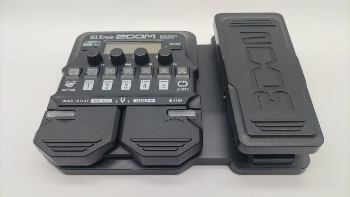 ZOOM Multi-Effects G1X FOUR