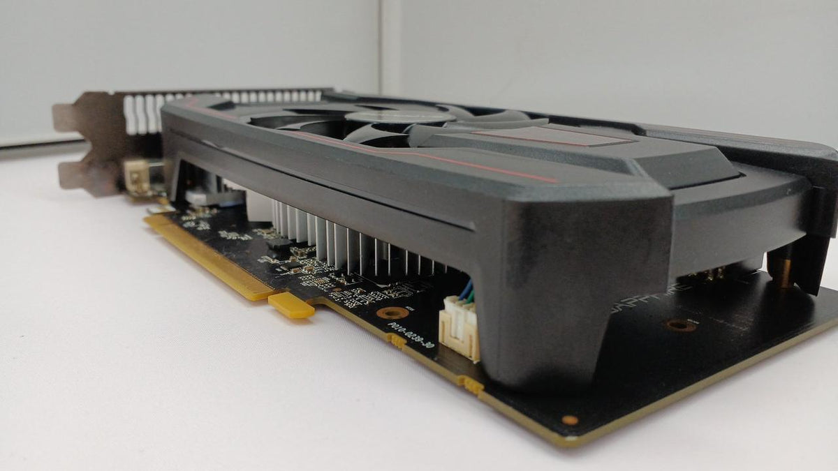 SAPPHIRE Graphics Card PULSE RADEON RX 560 4G