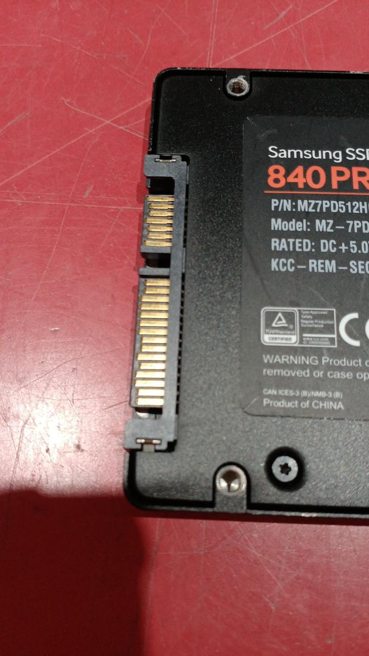 SAMSUNG SSD MZ-7PD512