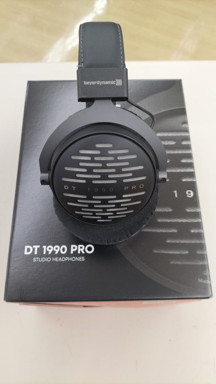 BEYERDDYNAMIC Monitor headphones DT1990 PRO