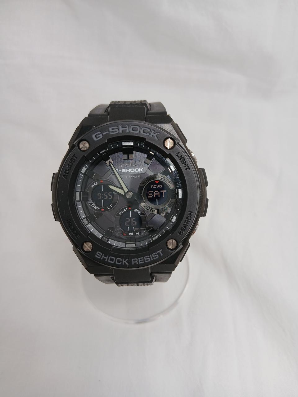CASIO G-SHOCK GST-W100G