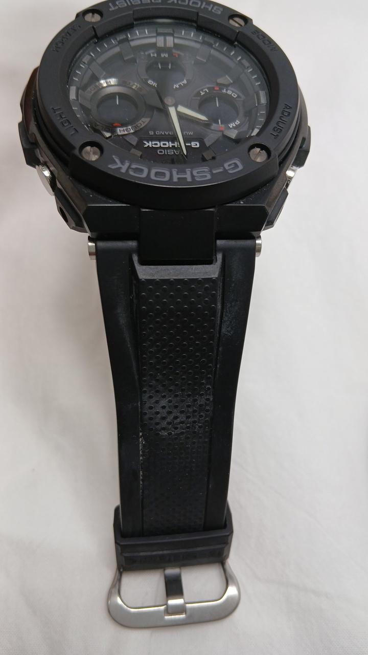 CASIO G-SHOCK GST-W100G