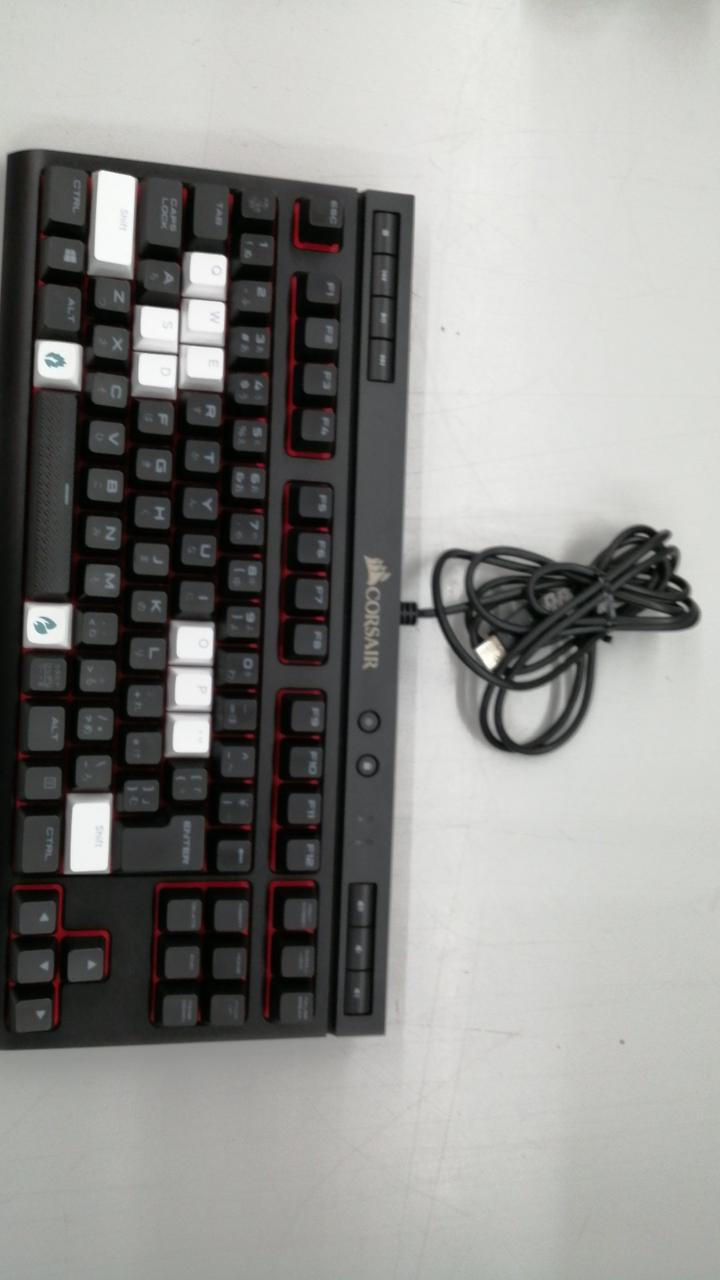 CORSAIR Gaming Keyboard RGB0037