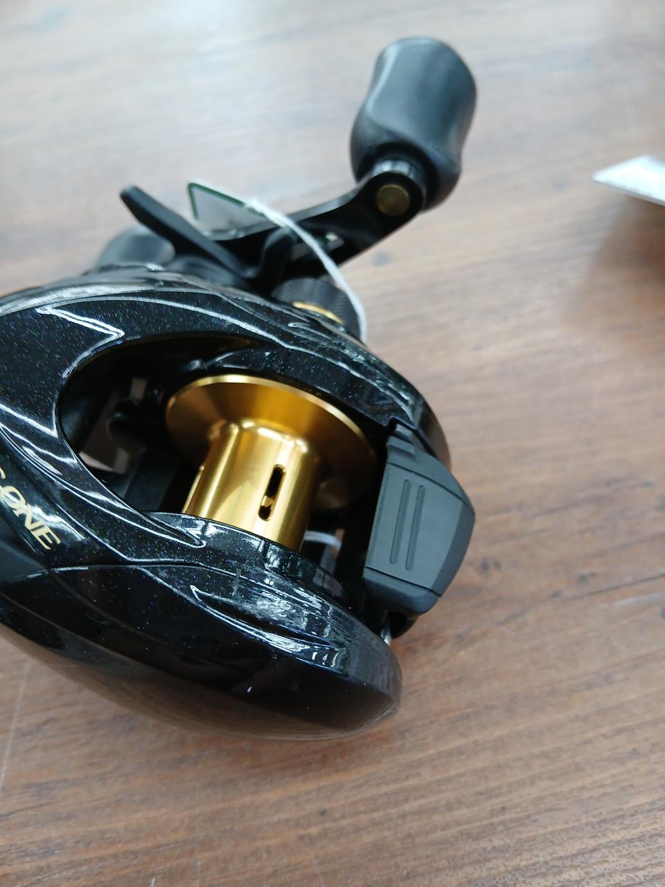 SHIMANO Baitcasting Reel BASS ONE XT150