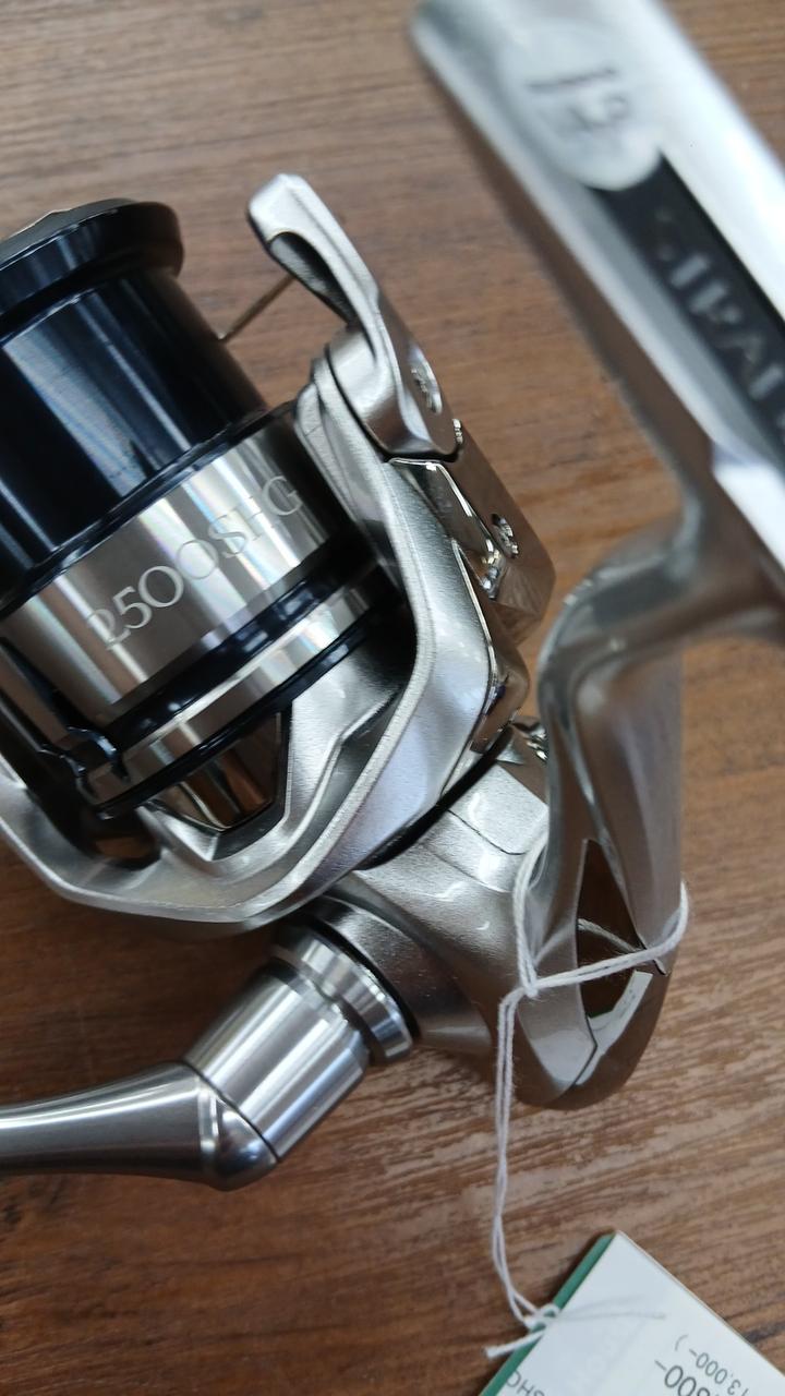 SHIMANO Spinning Reel 19 STRADIC 2500SHG