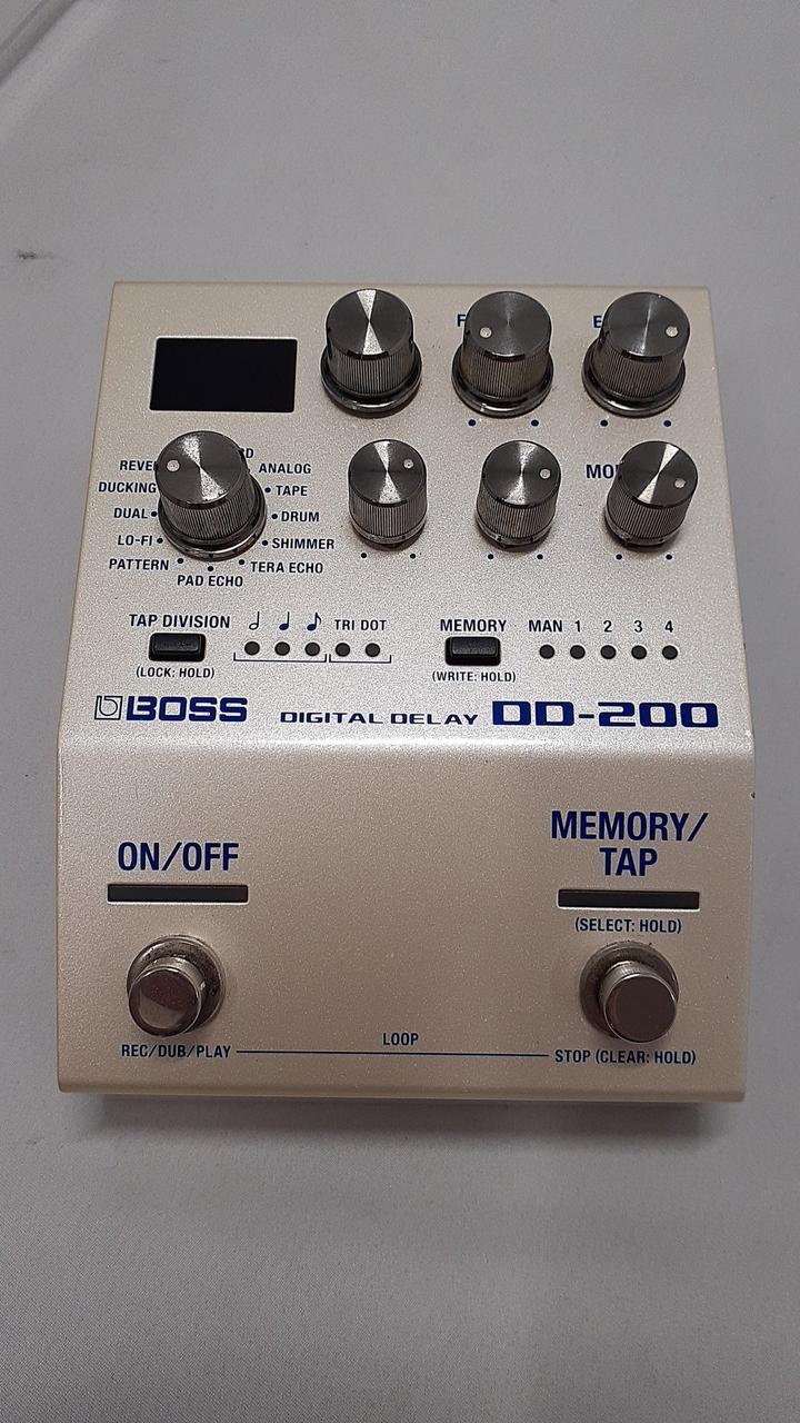 BOSS Effects pedal DD-200