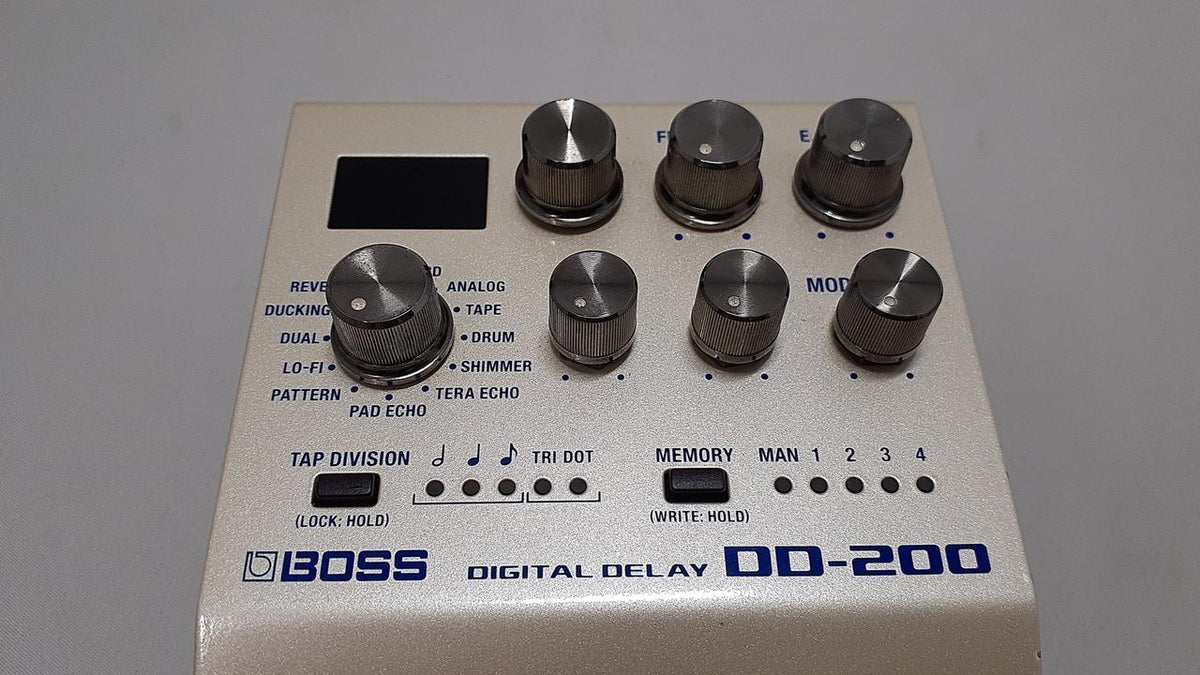 BOSS Effects pedal DD-200