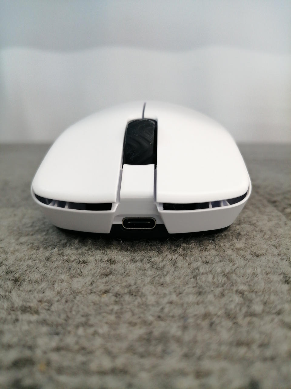 VARO Gaming Mouse VARO V1 / VM-V1