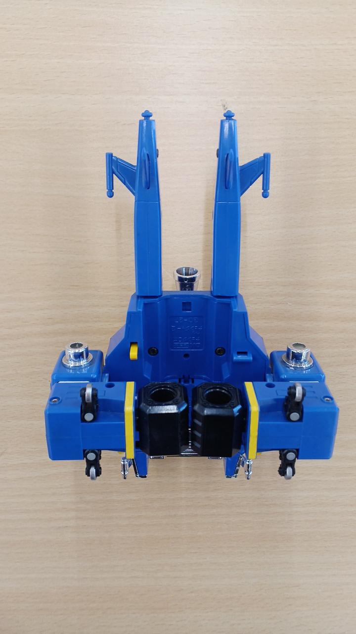 Dengeki Sentai Changeman Chogokin Change Robo DX GC-28