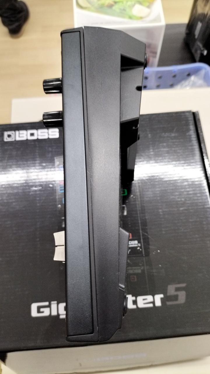 BOSS Streaming Mixer GCS-5