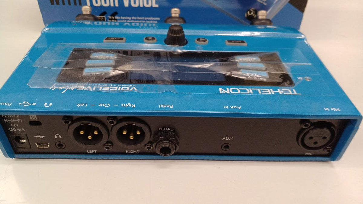 TC-HELICON Vocal Effects Pedal VOICELIVEPLAY