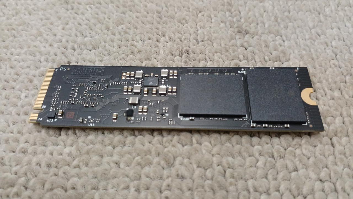 WESTERN DIGITAL SSD WDS400T1R0C-68BDK0