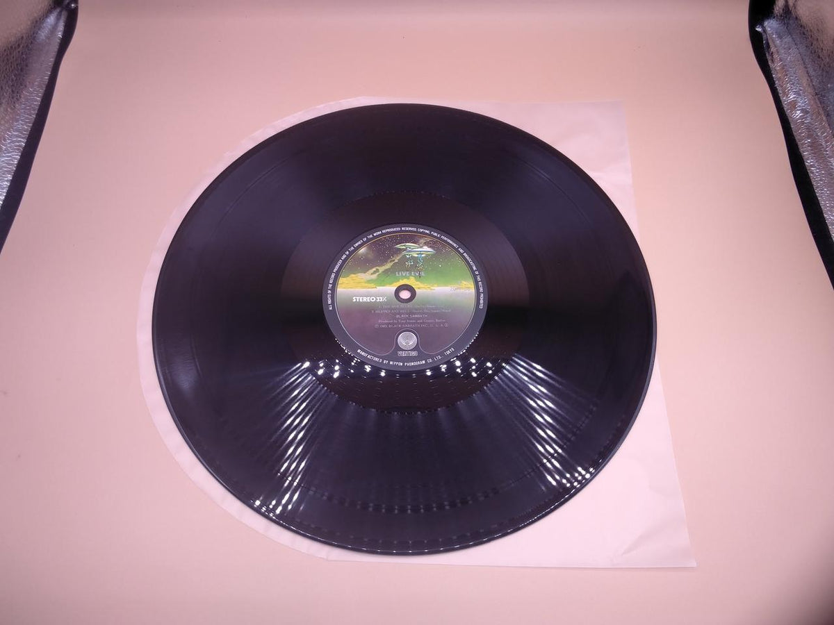 VERTIGO LP Western Music LIVE EVIL 20PP-49~50