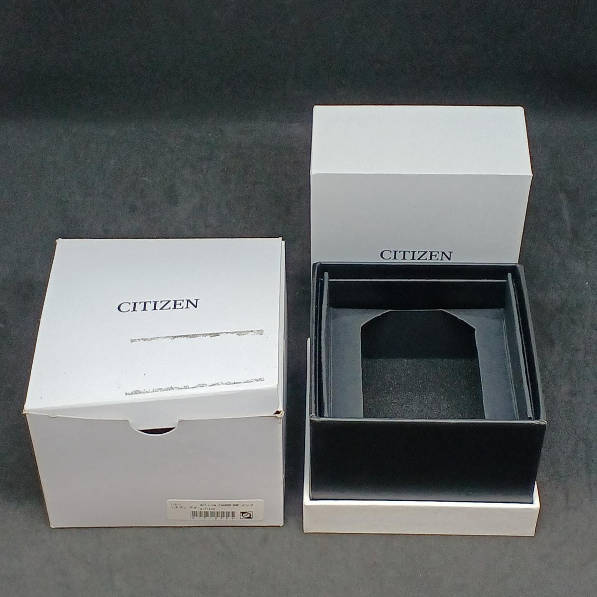 CITIZEN Quartz Analog Wristwatch CA0836-68E