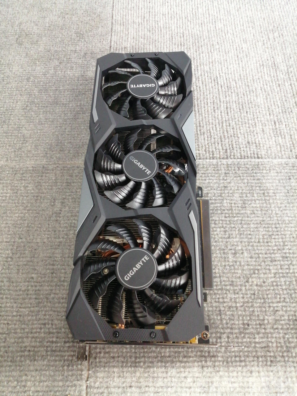 GIGABYTE Graphics Board RTX2070SUPER