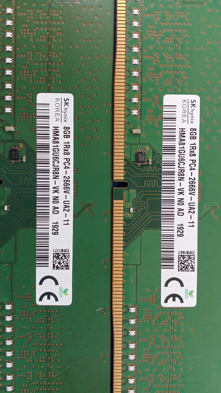 SK HYNIX Memory (2 8GB sticks) HMA81GU6CJR8N-VK