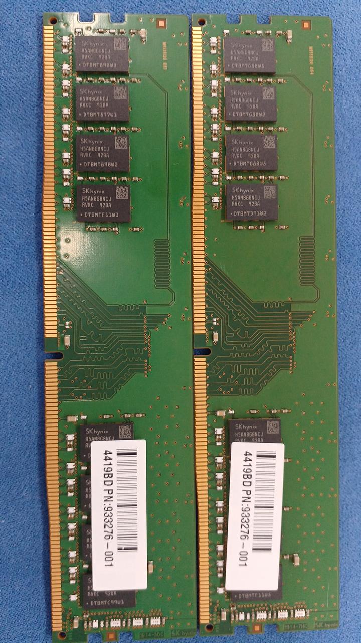 SK HYNIX Memory (2 8GB sticks) HMA81GU6CJR8N-VK