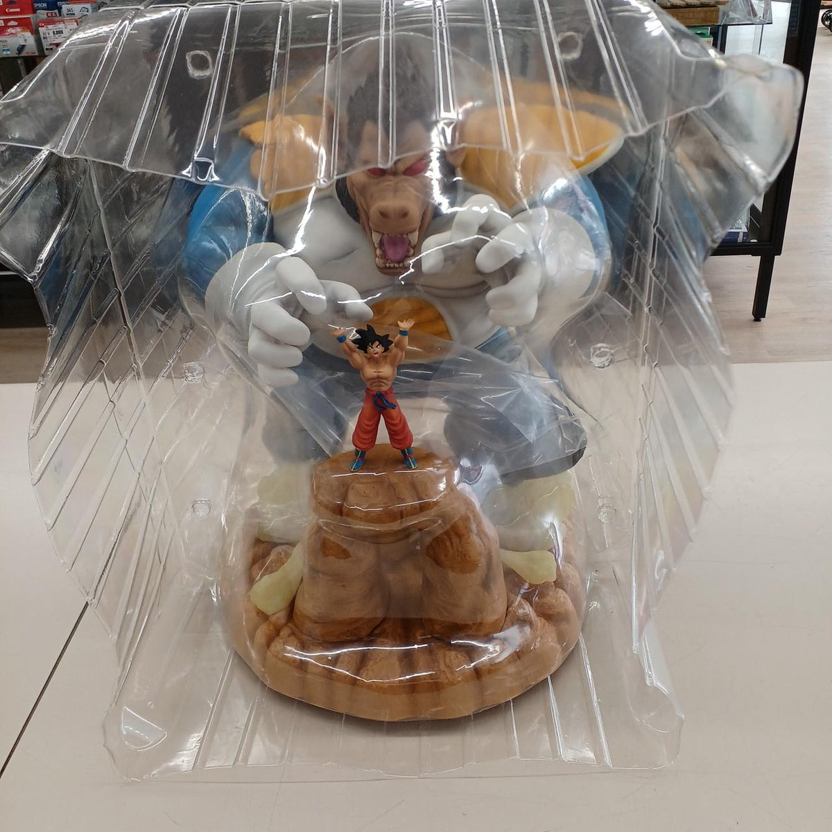 Bandai Dragon Ball Figure Prize A: Great Ape Vegeta VS Son Goku
