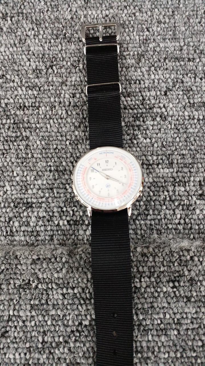 SEIKO FRAGMENT METRONOME Quartz PA50-00B0