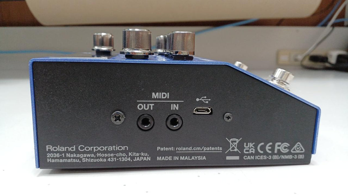 BOSS Gitarren-Synthesizer SY-200