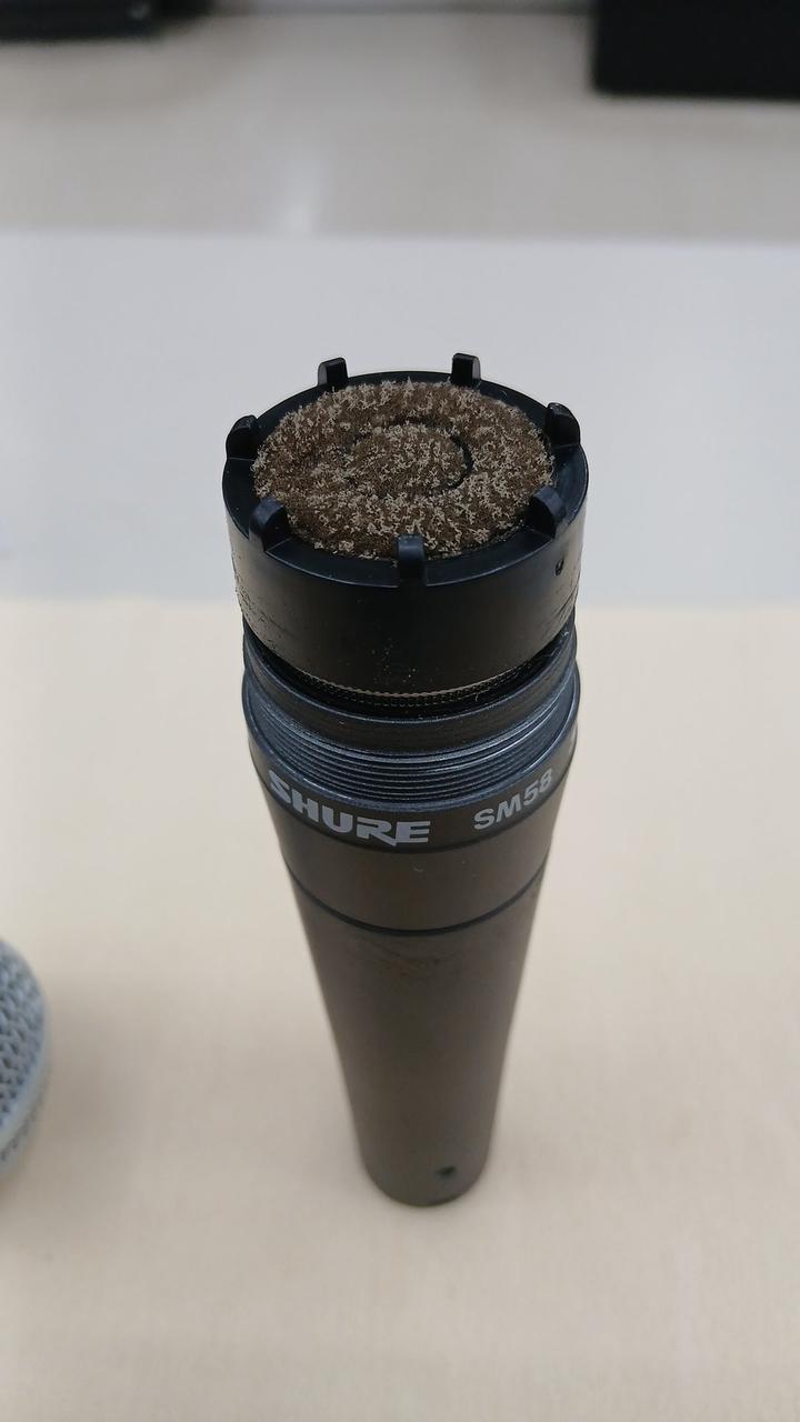 SHURE Dynamic Microphone SM58