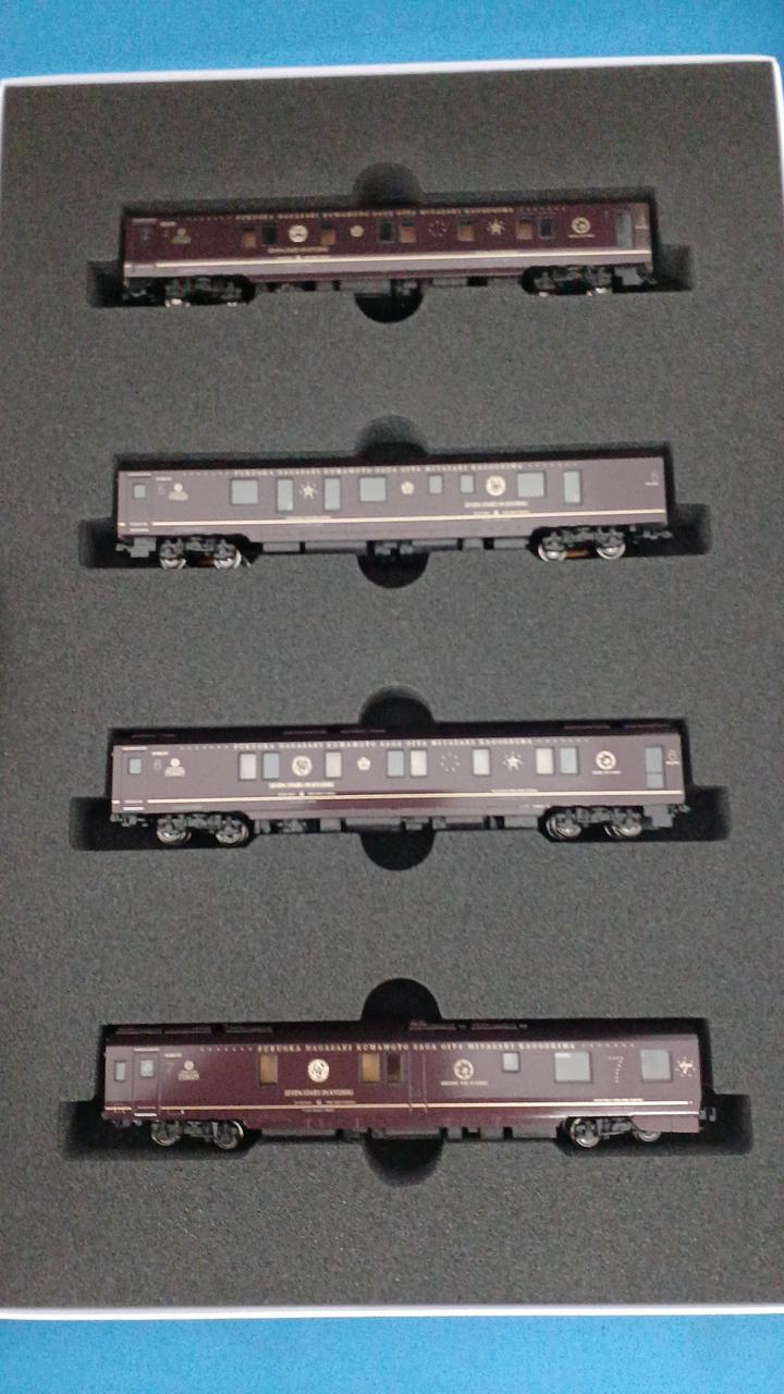 KATO Cruise Train Nanatsuboshi IN Kyushu 10-2168