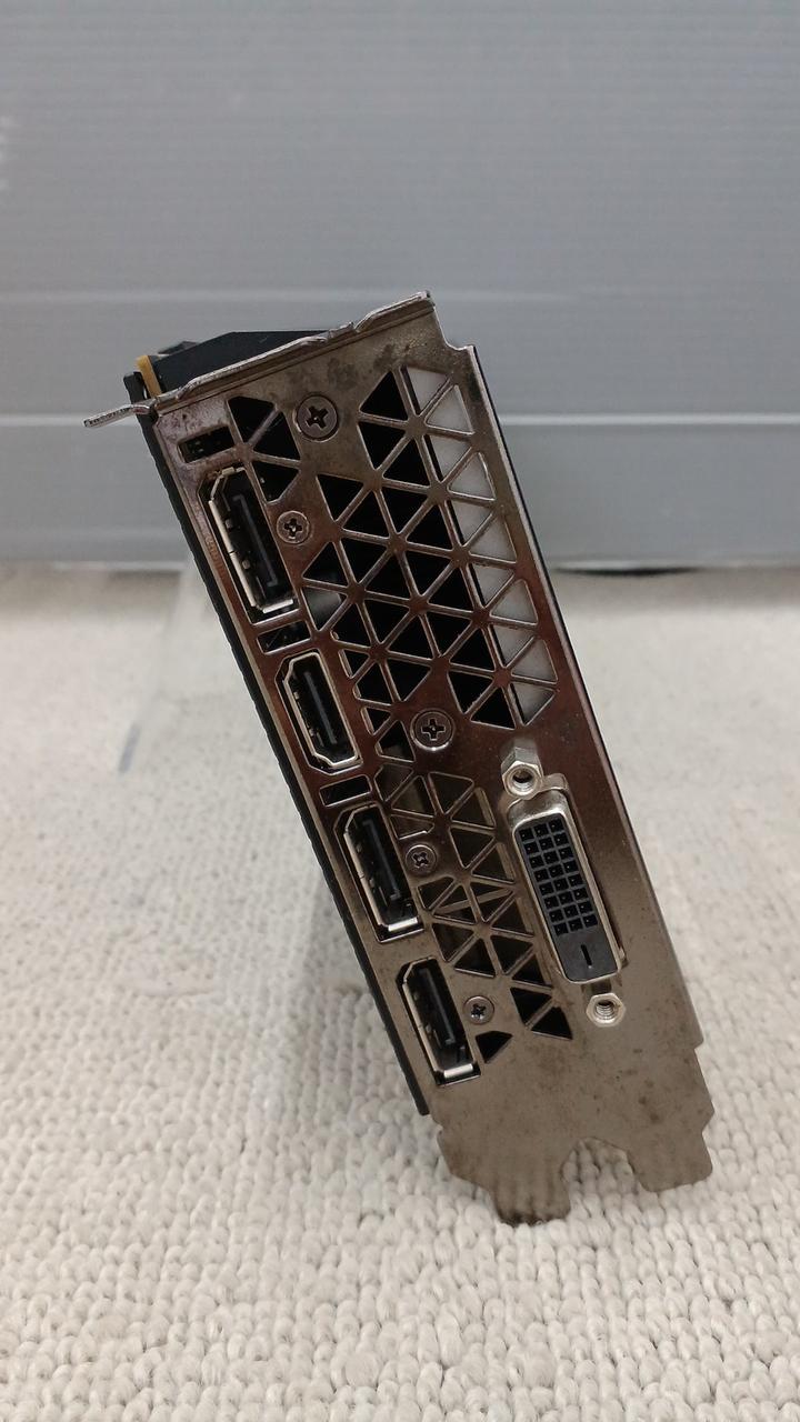 NVIDIA Graphics Card: GTX1070-8G