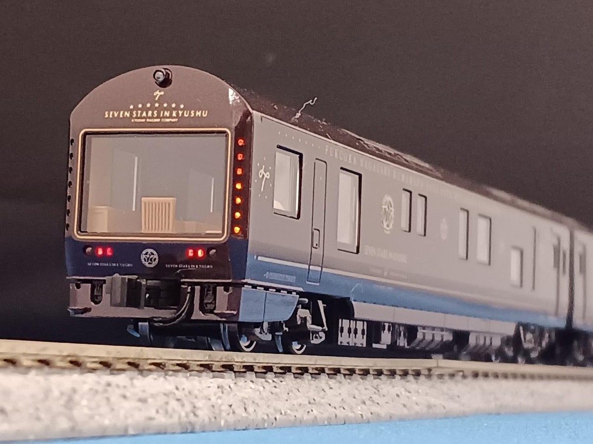 KATO Cruise Train Nanatsuboshi IN Kyushu 10-2168