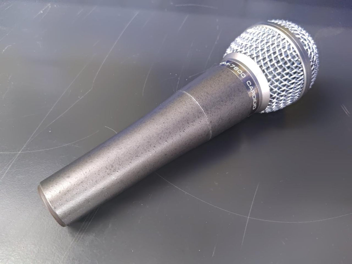 UNITED MUSIC CO. Dynamic Microphone DM-7600