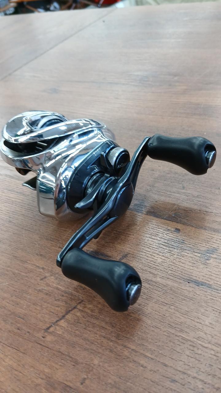 SHIMANO Baitcasting Reel 19 ANTARES HG LEFT
