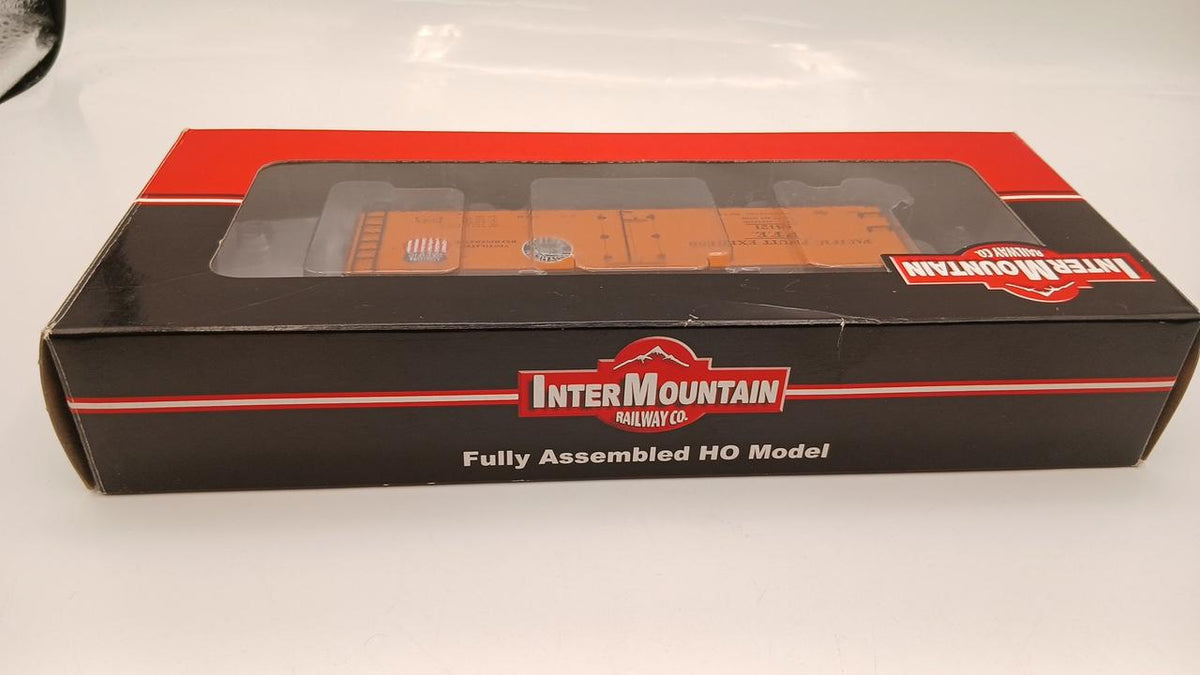 INTER MOUNTAIN HO Gauge PACIFIC FRUIT EXPRESS 44121