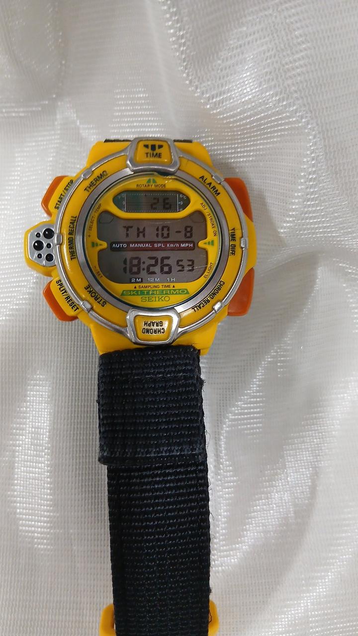 SEIKO [NET Exclusive] High-Performance Digital Watch for Winter Sports SKI THERMO (S820-6000)